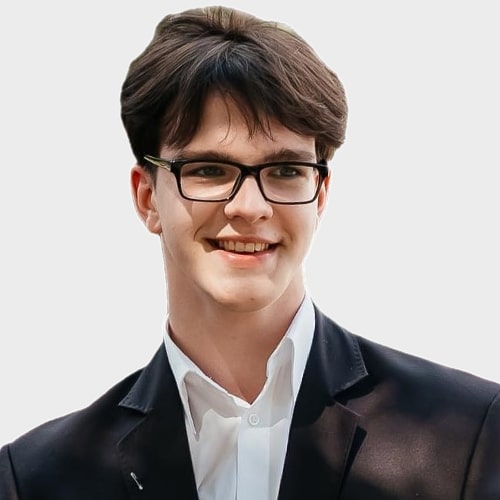 Илья Сергеевич Г. - Ведет курс Нейросети для детей: основы и практика и еще 5 курсов рис.1